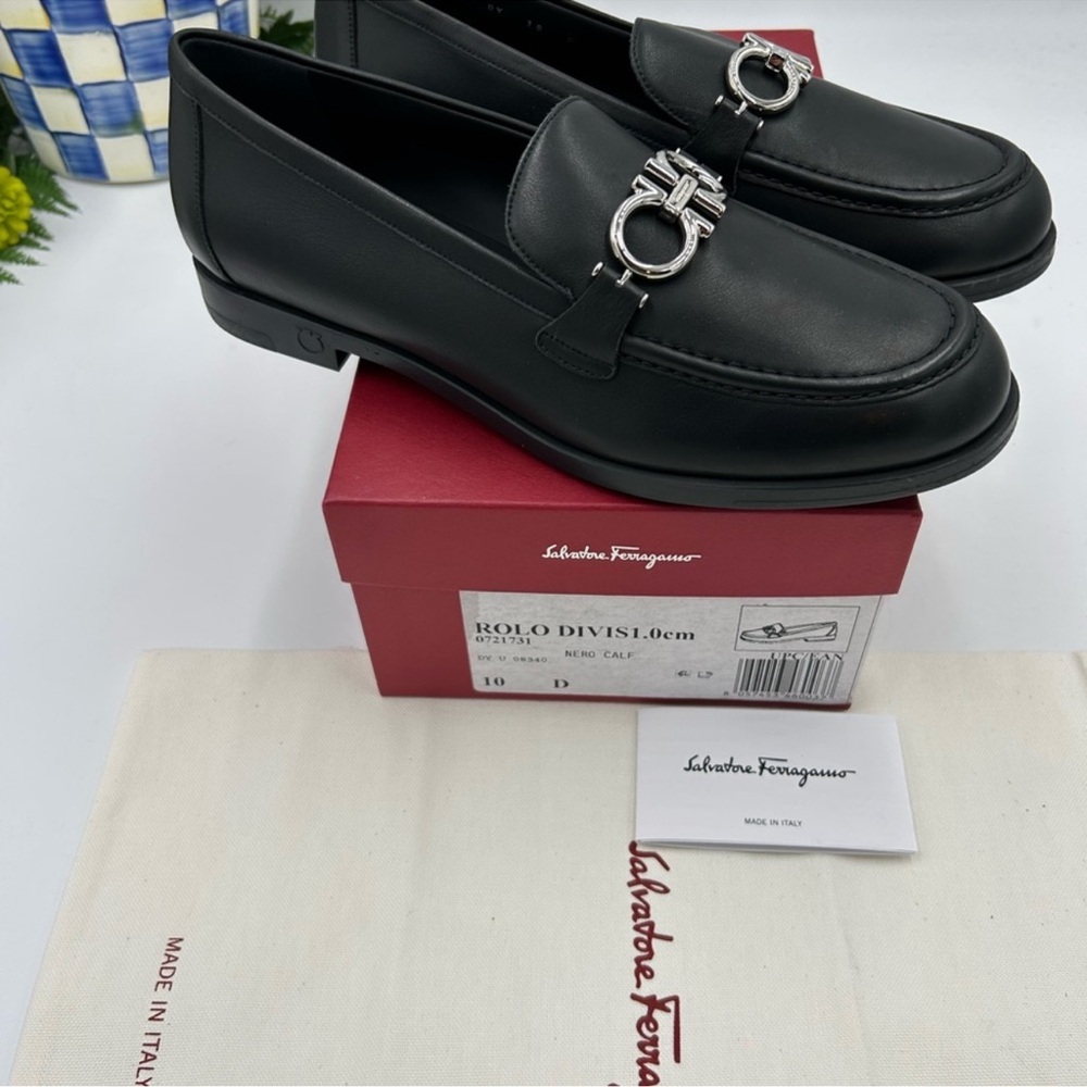 Women’s Salvatore, Ferragamo, roll Gancini leather loafer size 10 made in Italy - Picture 10 of 11
